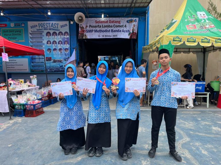 Siswa/i Madrasah Tsanawiyah Raih 4 Medali Emas di Event COMET 4 SMP Methodist Banda Aceh