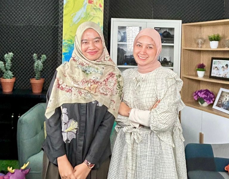 Guru MTs Darul Ulum Jadi Narasumber TVRI Aceh Dalam Program Talkkids